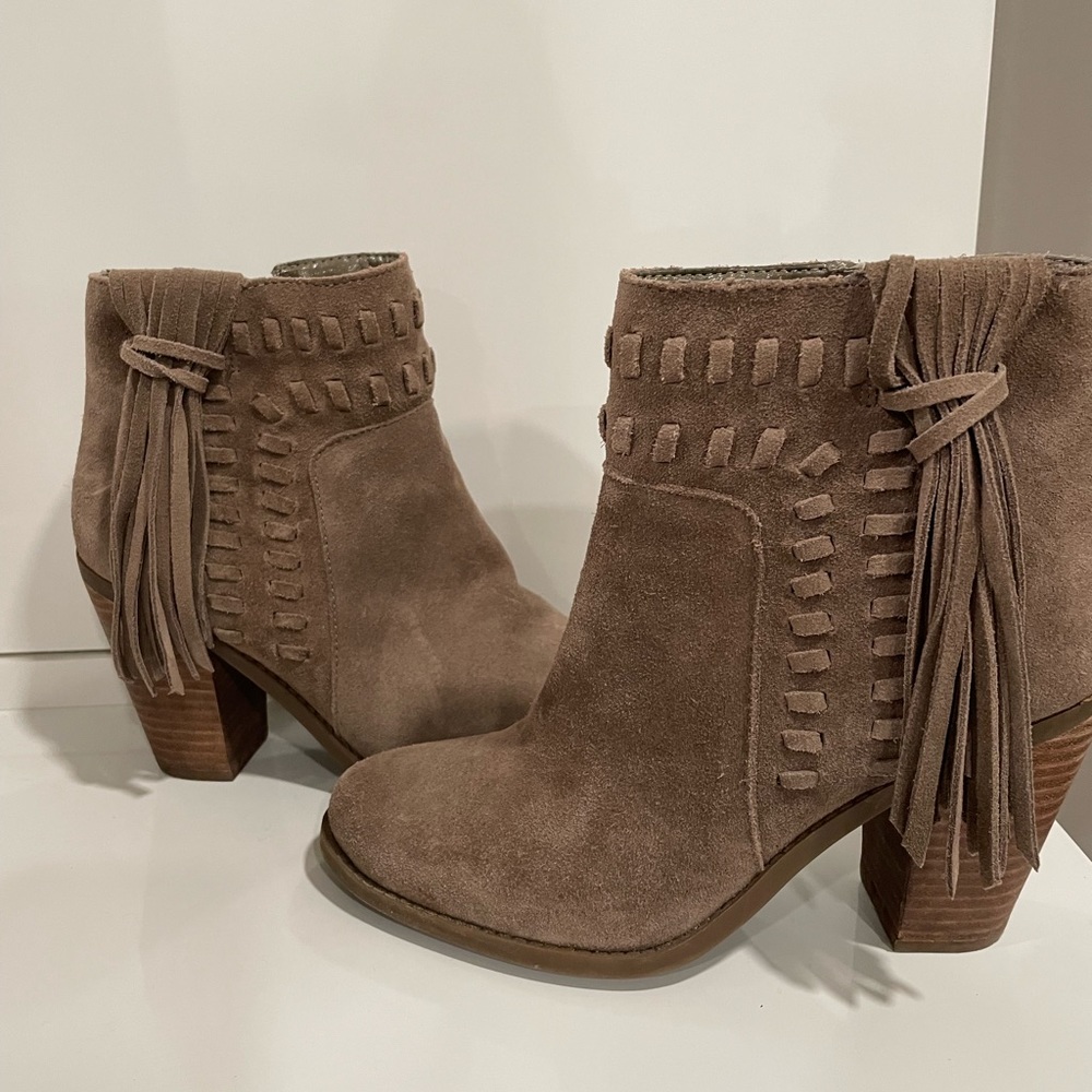Jessica Simpson Ankle Swade Heel Booties